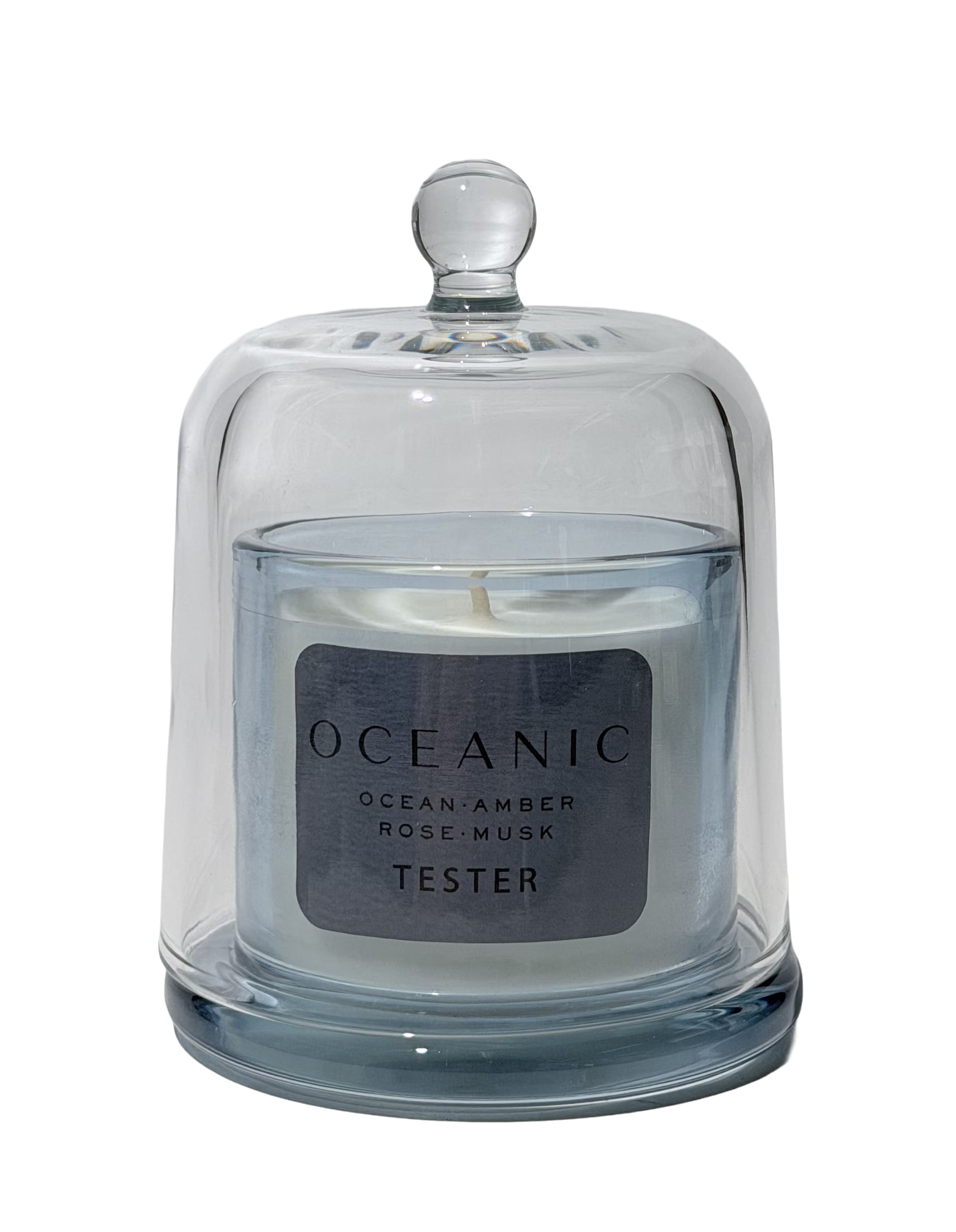 Caspiance - TESTER "Oceanic" Duftkerze im Glasflakon
Kopfnote: Ozean
Herznote: