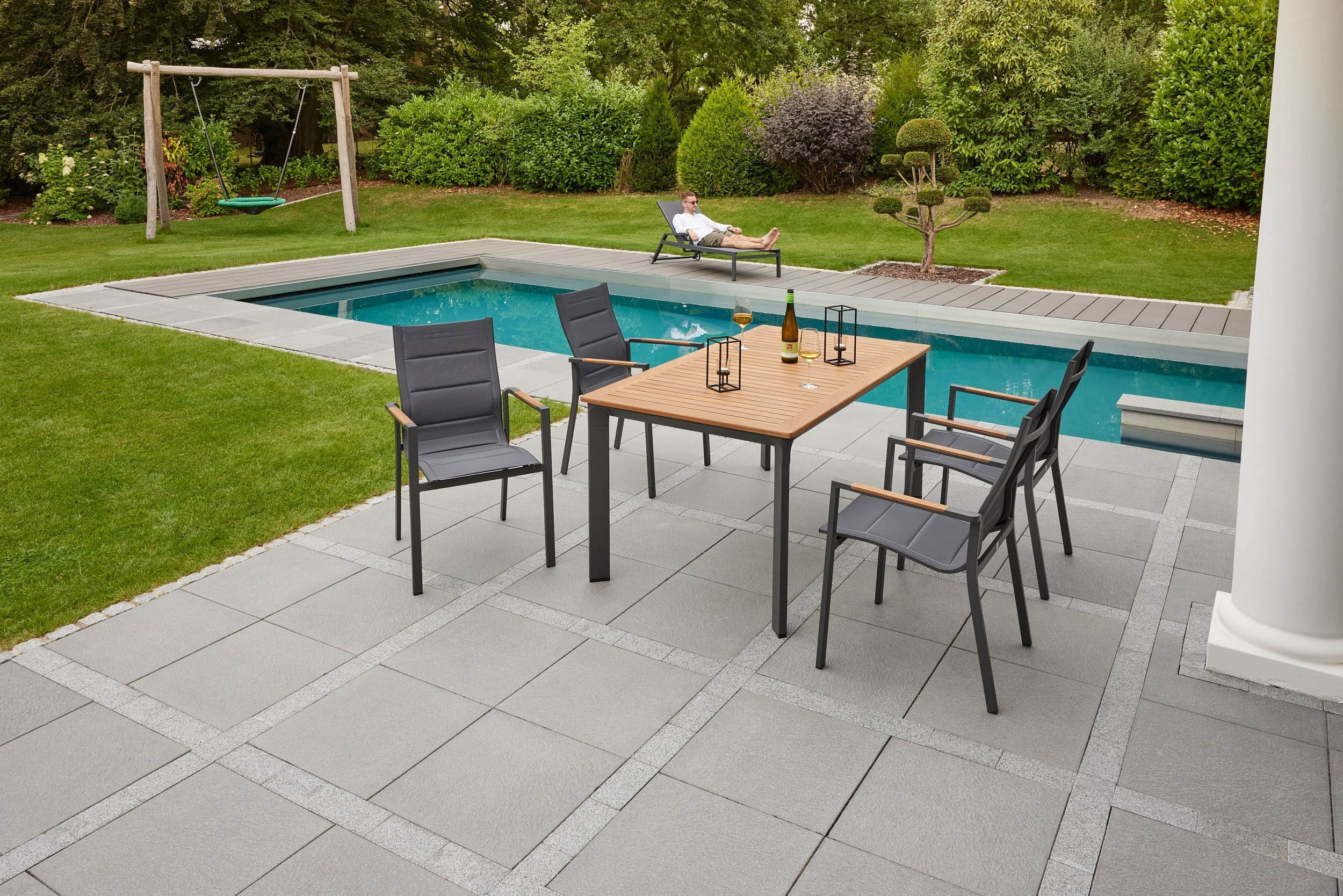 Stapelstuhl "Unicamo" Teak anthrazit pad